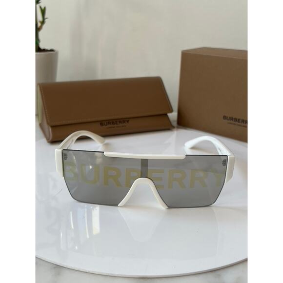NEW Burberry BE4291 LOGO Shield Sunglasses in Mirror Lens - Picture 7 of 9